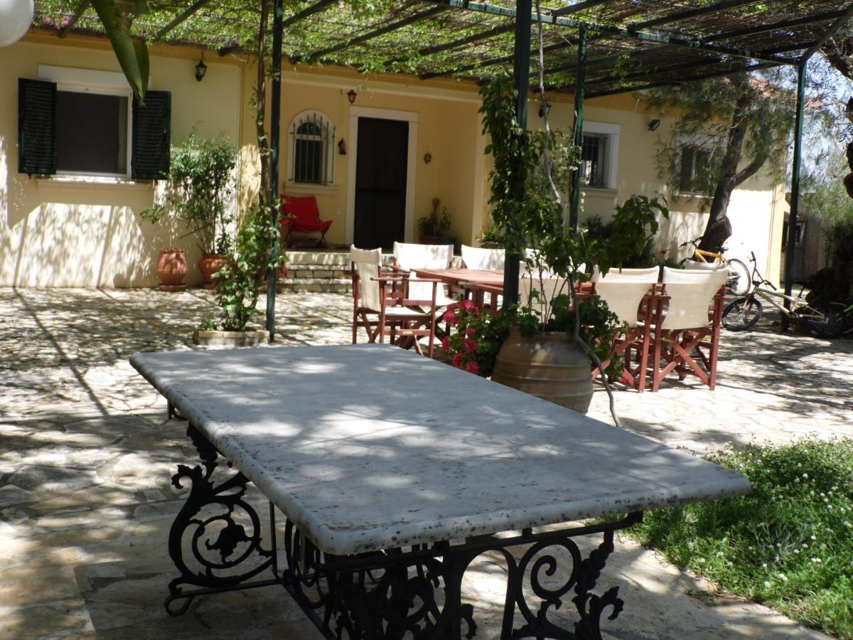 Theni Olive Grove Villa Kato Yerakarion Exterior photo