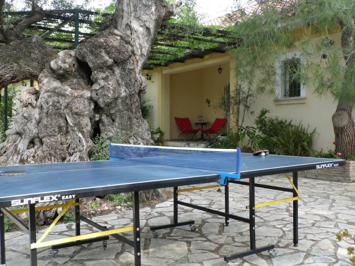 Theni Olive Grove Villa Kato Yerakarion Exterior photo