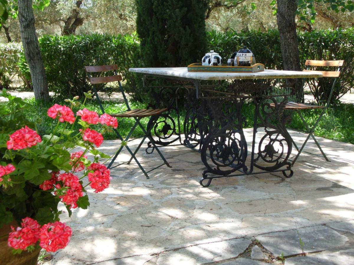 Theni Olive Grove Villa Kato Yerakarion Exterior photo